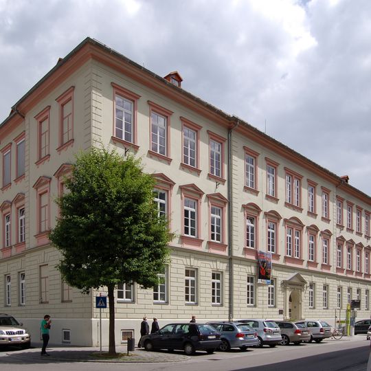 Hauptschule Egger-Lienz