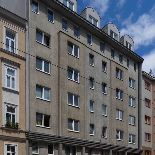 Wohnhausanlage Brandmayergasse 4