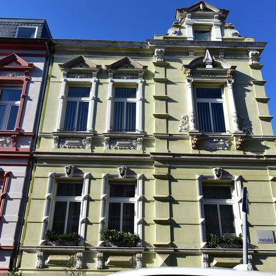 Kurfürstenstraße 11