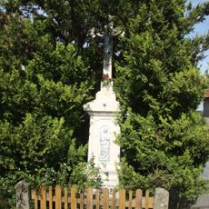 Kříž v Radenicích