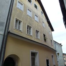 Bürgerhaus mit Pranger