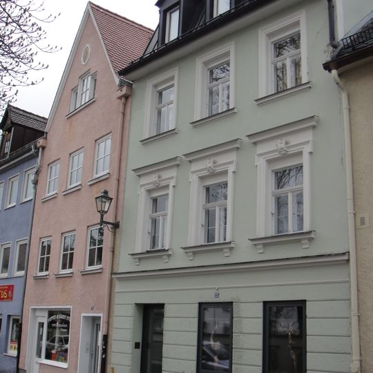 Pfarrgasse 25