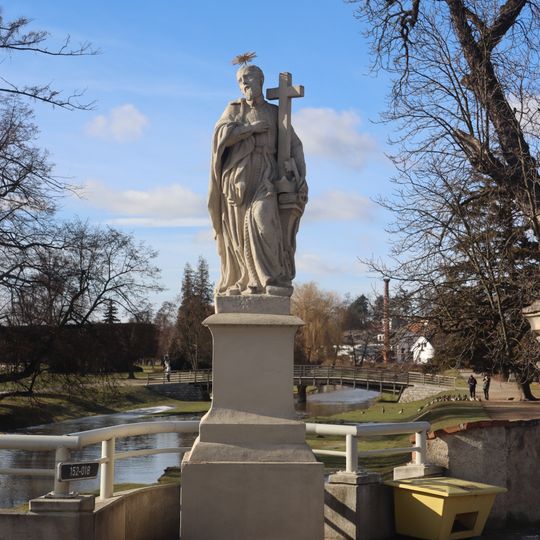 Socha sv. Jana Sarkandra u mostu v Jaroměřicích nad Rokytnou