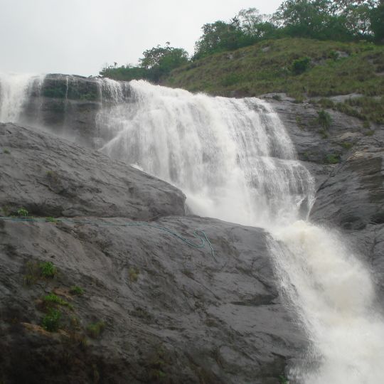 Palaruvi Falls