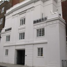 10, Duchess Street W1