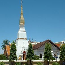 Wat Phra That Choeng Chum