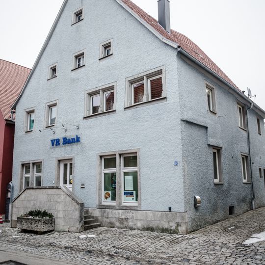 Wohn- und Geschäftshaus