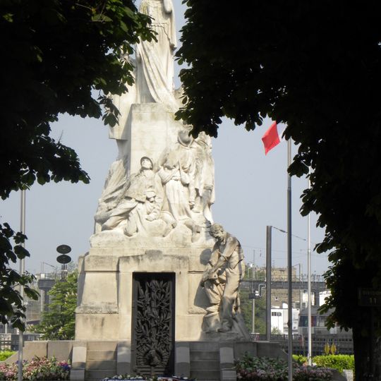 Monument aux morts de Levallois-Perret