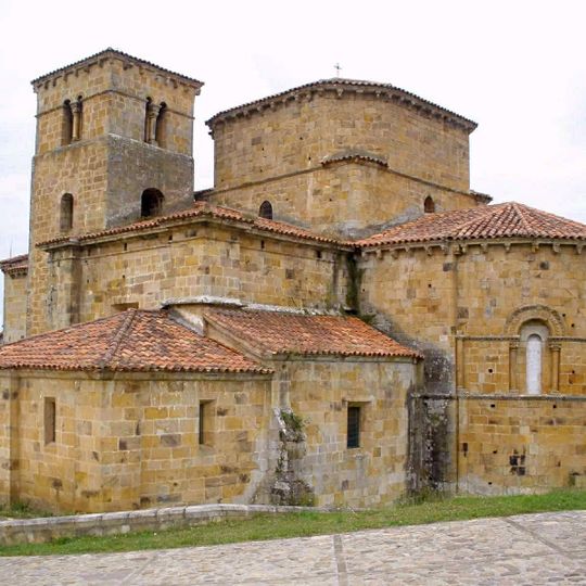 Collegiate of Santa Cruz de Castañeda
