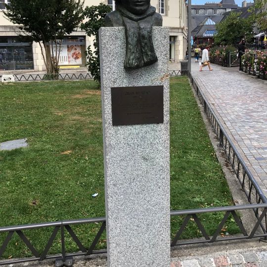 Jean-Moulin-Denkmal