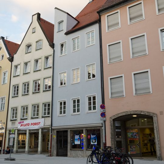 Ehemaliges Bürgerhaus, jetzt Wohn- und Geschäftshaus