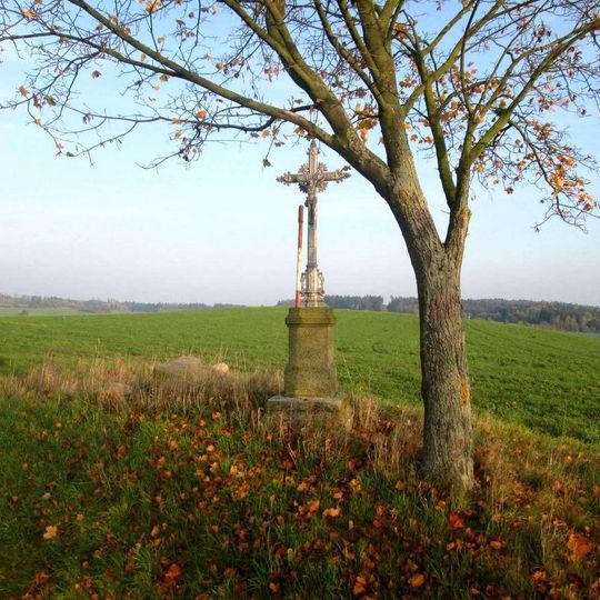 Kříž severně od Závišína