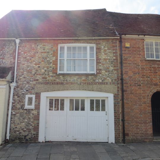 Garage Adjoining The Residentiary