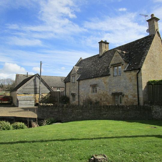 Saintbury Cross Farmhouse