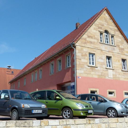 Seitengebäude eines Dreiseithofes Pirnaer Straße 7a