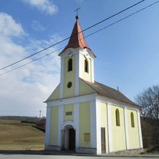 Kaple v Janoslavicích u hlavní silnice