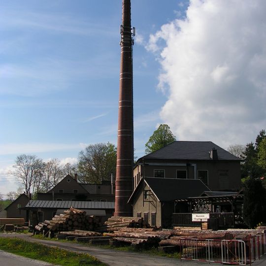 Ehemalige Holzwarenfabrik mit Dampfmaschine und Sammlung technischer Ausstattung sowie Schornstein Annaberger Straße 110