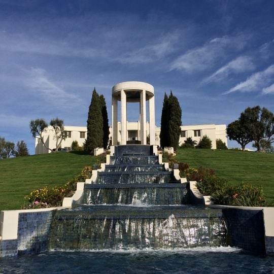 Cementerio Hillside Memorial Park