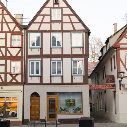 Wohn- und Geschäftshaus