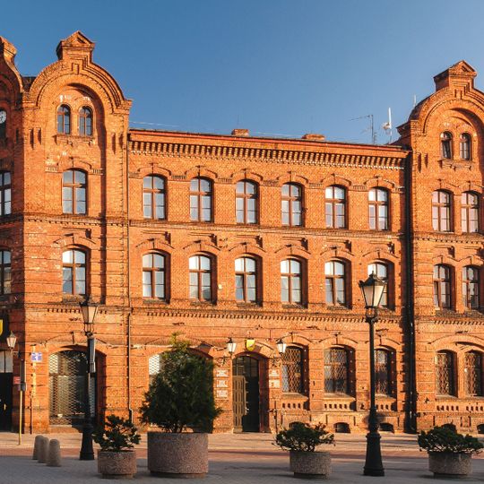 Pl. Jana Pawła II 1