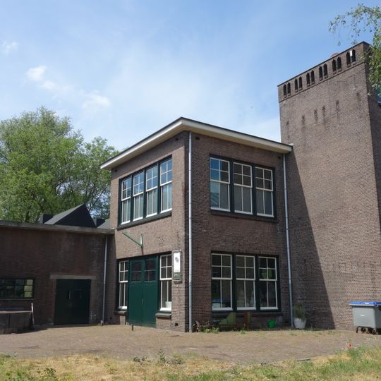 Gebouw 217