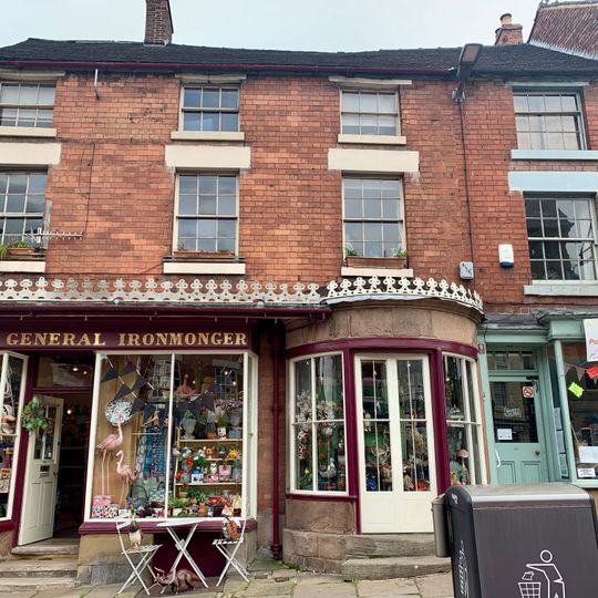 7 And 8, Market Place