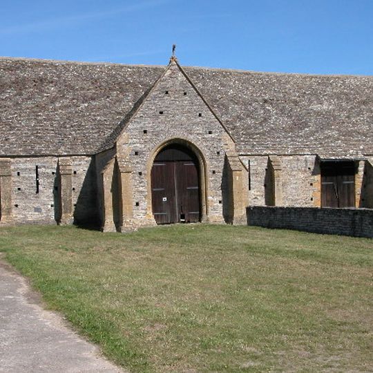 Middle Littleton Tithe Barn