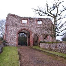 Remains of Gatehouse of Cluniac Priory of St Mary and St Peter and St Paul