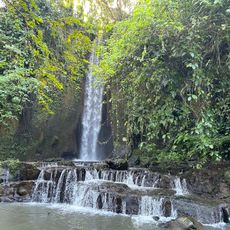 Umah anyar Watherfall