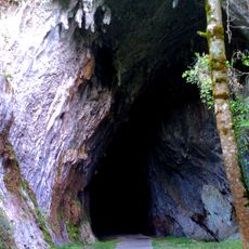 Cueva de Cullalvera