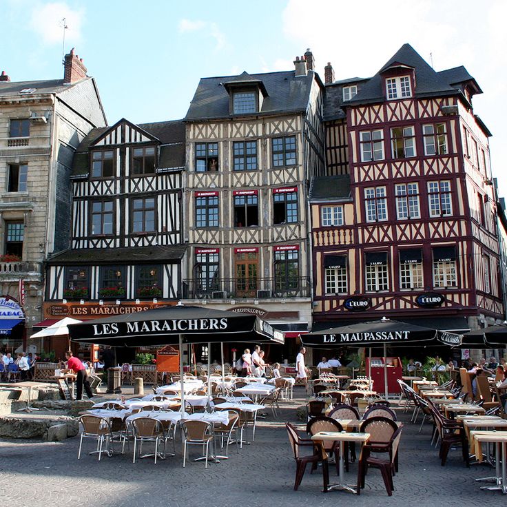 Place du Vieux-Marché