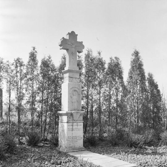 Wayside cross Bovenstraat 45, Limbricht