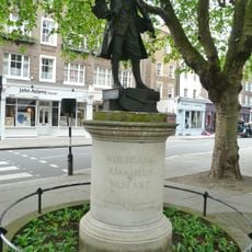 Statue of Wolfgang Amadeus Mozart