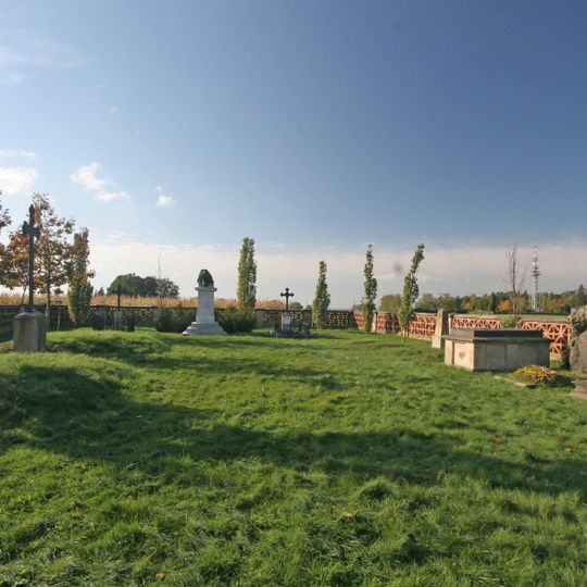 Military cemetery and memorials in Chlum