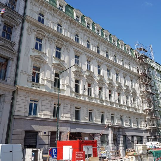 Senovážné náměstí 3