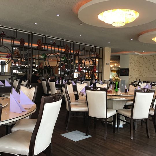 Restaurant Kaiserpalast Chines. und mongol. Spezialitäten