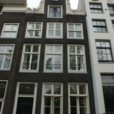 De Groote Keijser, pand met halsgevel