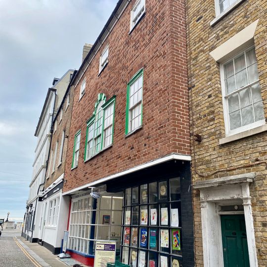 6 And 8, Duke Street