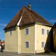 Wohnhaus samt Wehrturm