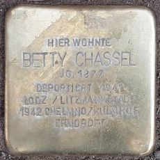 Stolperstein en memoria de Betty Chassel