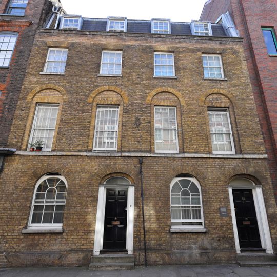 6 And 8, Folgate Street E1