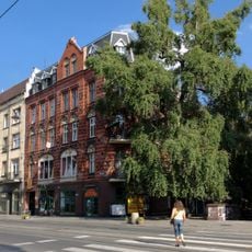 38 Zwycięstwa Street/11 Przyjaźni Avenue in Gliwice