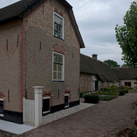 Linde Hoeve, 't Woudt