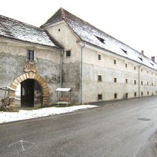 Grottenhof, Schloss Seggau