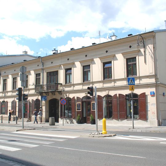 13 Ząbkowska Street in Warsaw