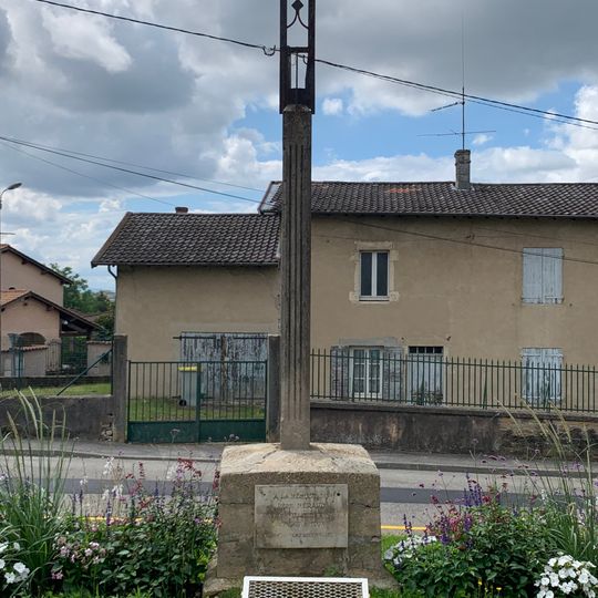 Croix de la Rue des Cyprès de Villette-d'Anthon