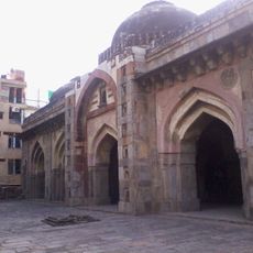 Moth Ki Masjid