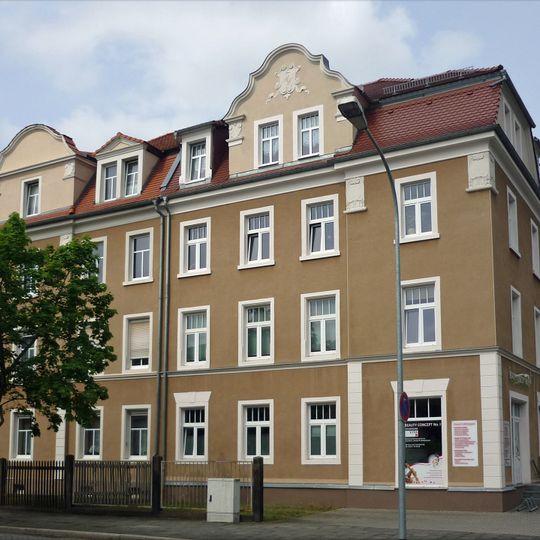 Mietshaus Löbauer Straße 10