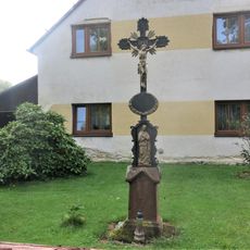 Kříž u domu 85 v Markvarticích