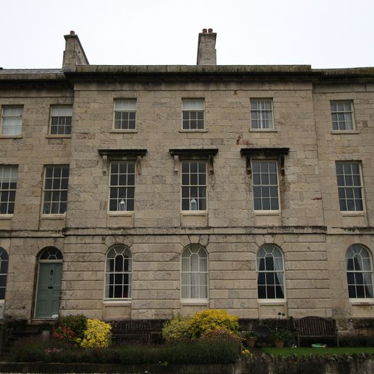 10 Victoria Terrace